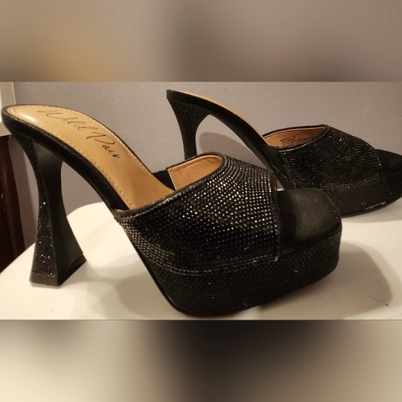Black Sequin open toe heels - Picture 1 of 4